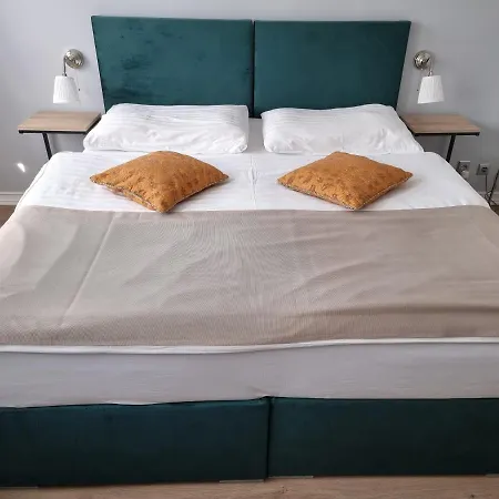 Apartment Residence Bratislava דירה *